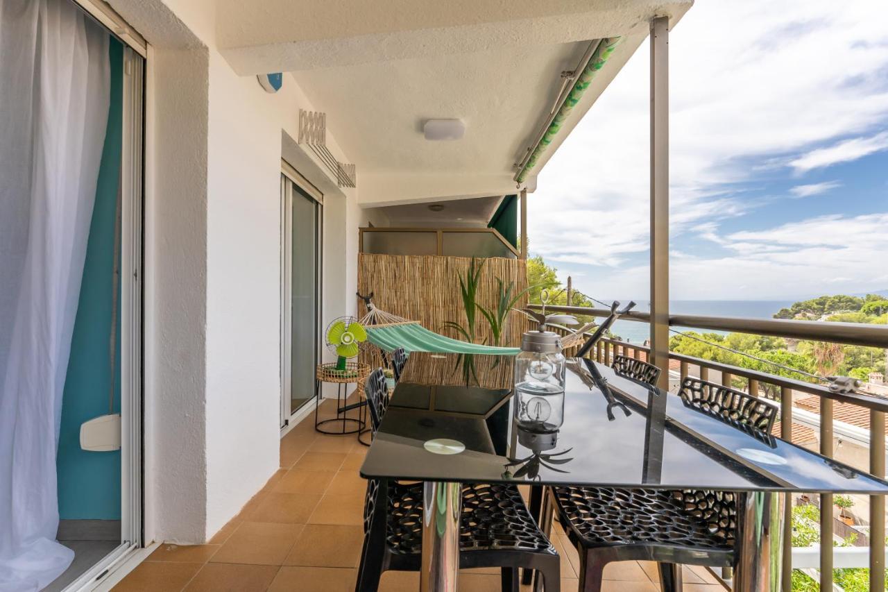 Beach Front Retro Hideaway In Salou Zewnętrze zdjęcie