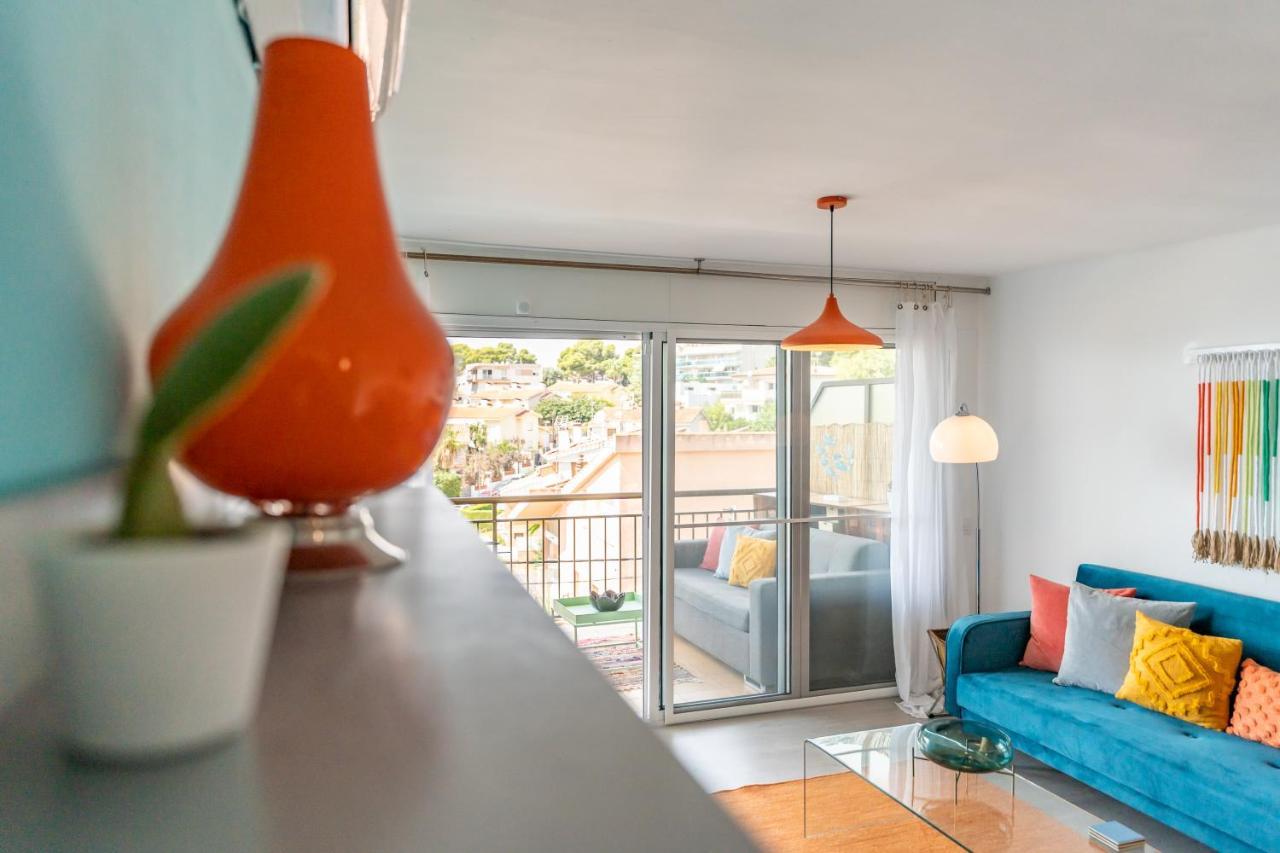 Beach Front Retro Hideaway In Salou Zewnętrze zdjęcie