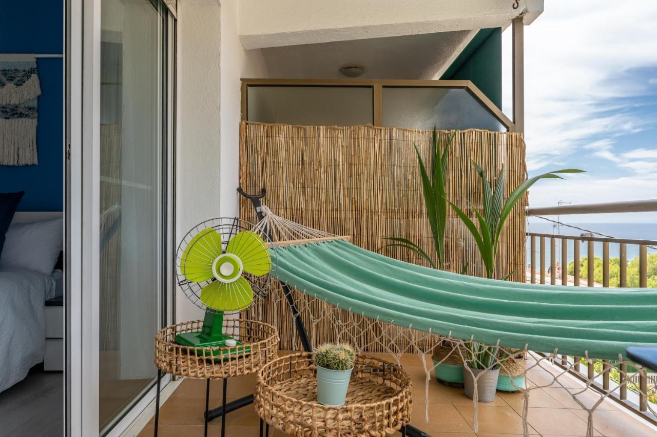 Beach Front Retro Hideaway In Salou Zewnętrze zdjęcie