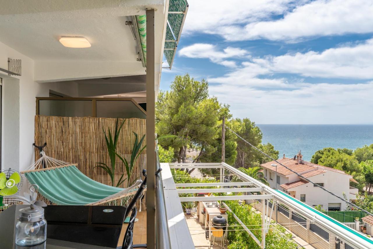Beach Front Retro Hideaway In Salou Zewnętrze zdjęcie