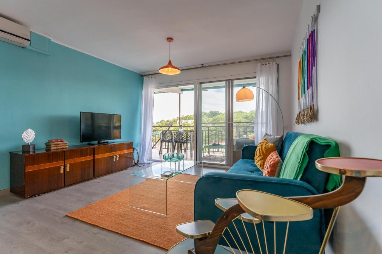 Beach Front Retro Hideaway In Salou Zewnętrze zdjęcie