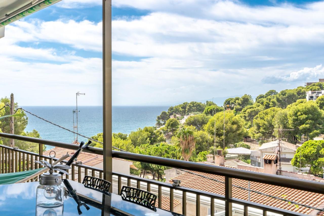 Beach Front Retro Hideaway In Salou Zewnętrze zdjęcie