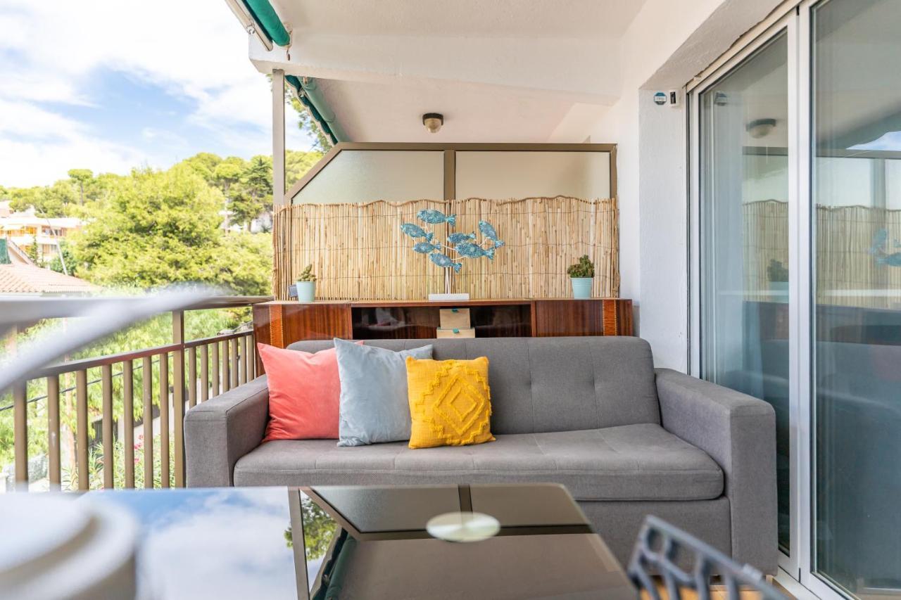 Beach Front Retro Hideaway In Salou Zewnętrze zdjęcie