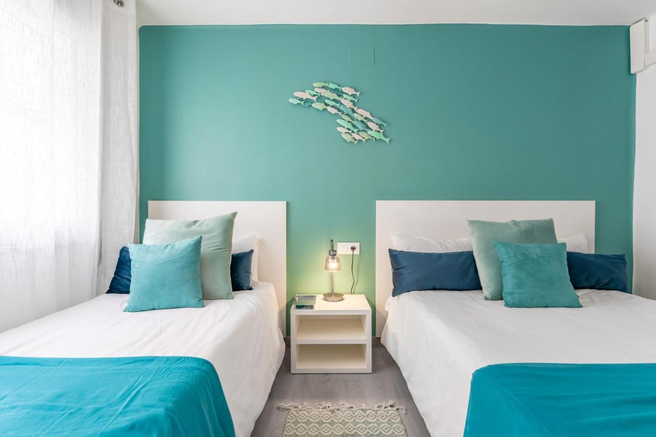 Beach Front Retro Hideaway In Salou Zewnętrze zdjęcie